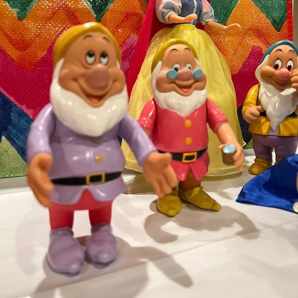 90’s Mattel Snow White Doll & Vintage Disney Vinyl Dwarfs